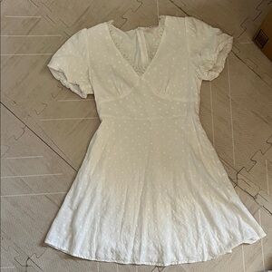 White Dress with embroidered detailing. Size small. Like new condition!